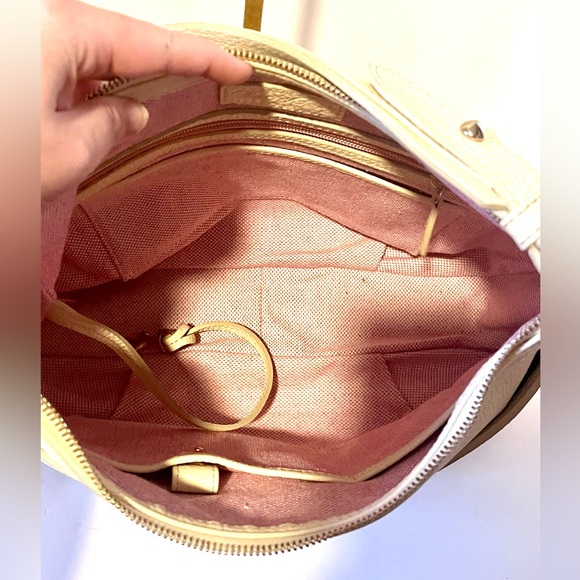 Dooney & Bourke East West Collins Shoulder Purse - Picture 8 of 11